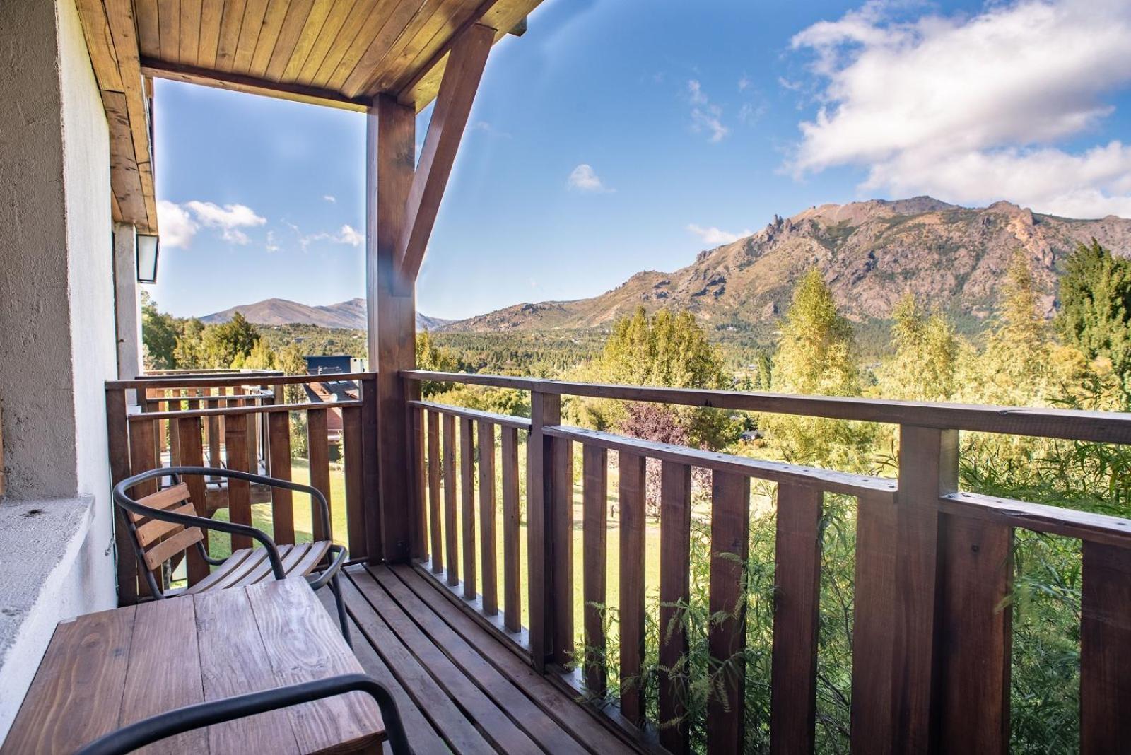 Arelauquen Bungalows & Suites San Carlos de Bariloche Esterno foto
