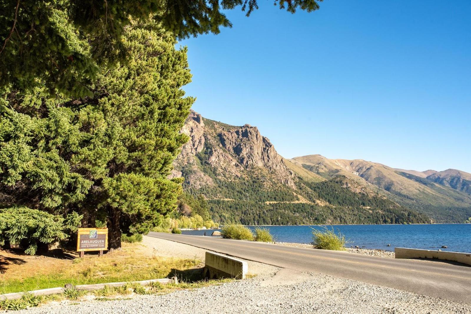 Arelauquen Bungalows & Suites San Carlos de Bariloche Esterno foto