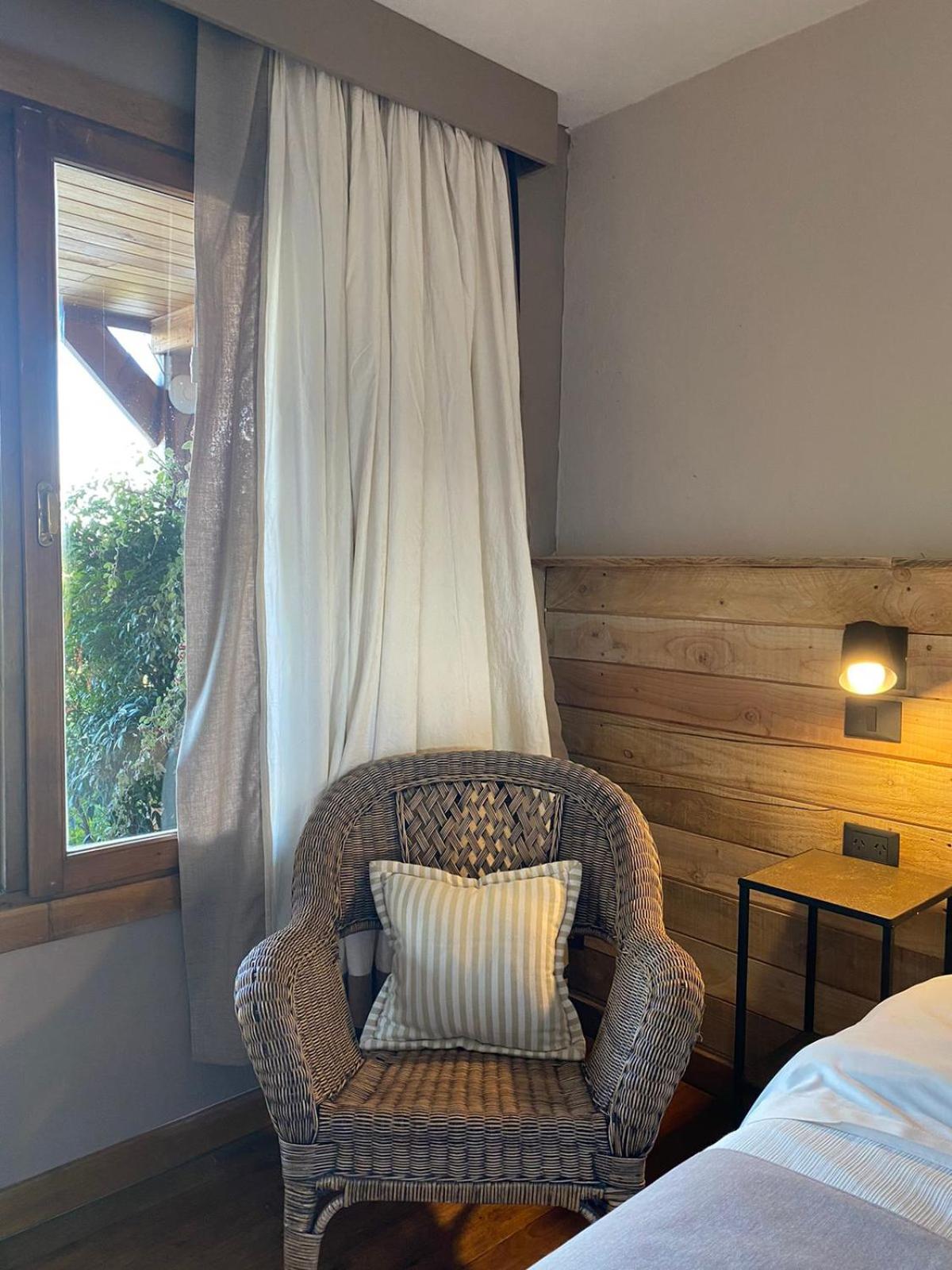 Arelauquen Bungalows & Suites San Carlos de Bariloche Esterno foto