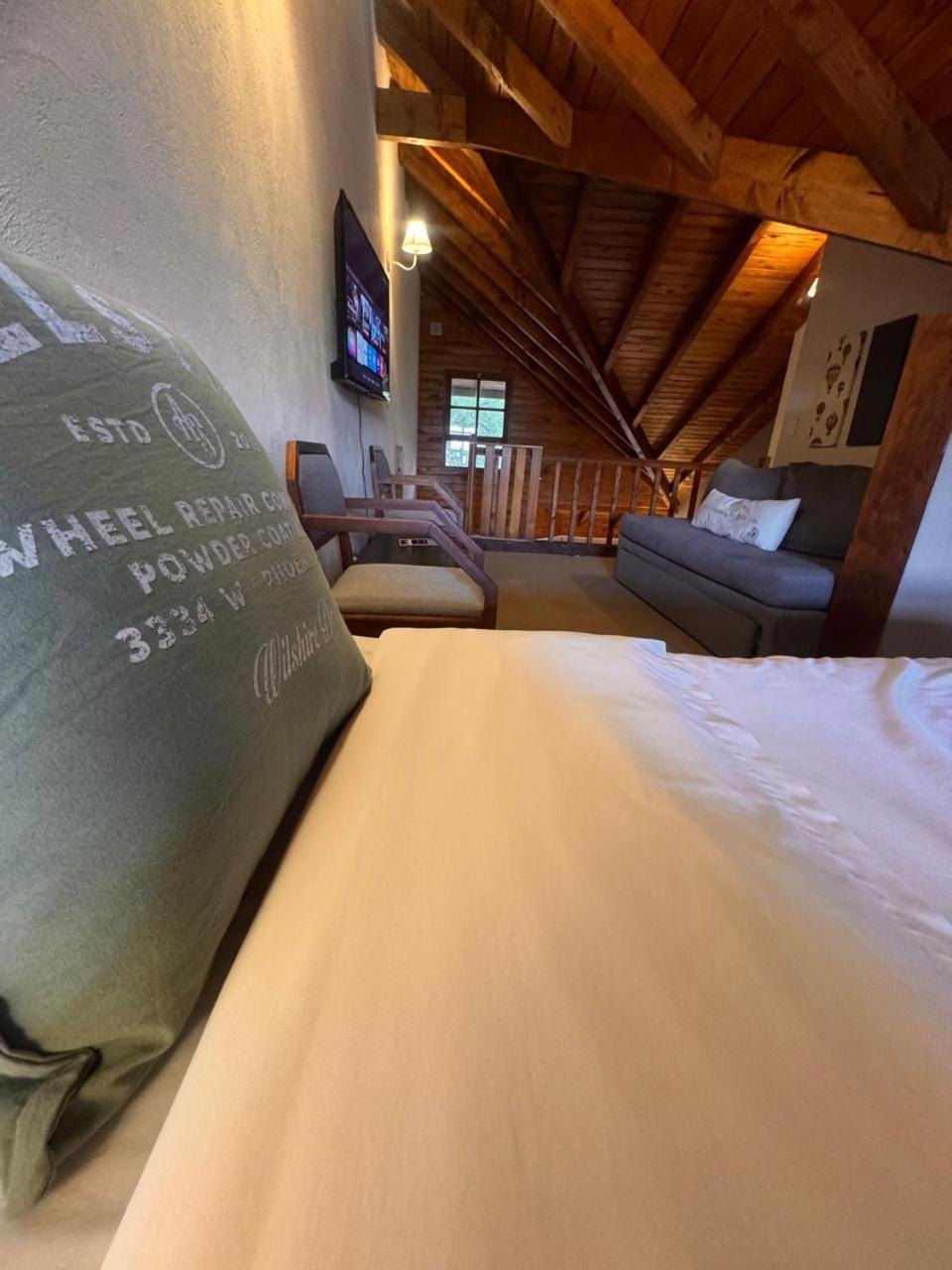 Arelauquen Bungalows & Suites San Carlos de Bariloche Esterno foto